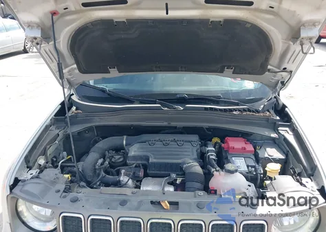 2021 Jeep Renegade Limited 4X4 из США, поврежденный, VIN ZACNJDD10MPN29300